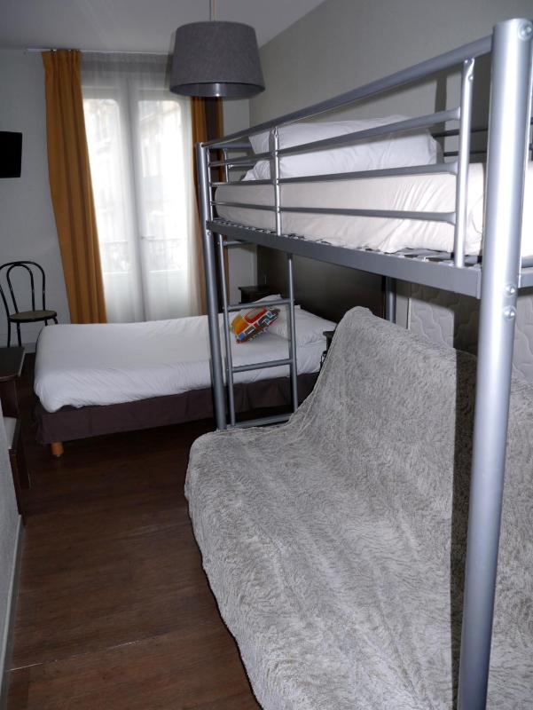 Quintuple Room image 3