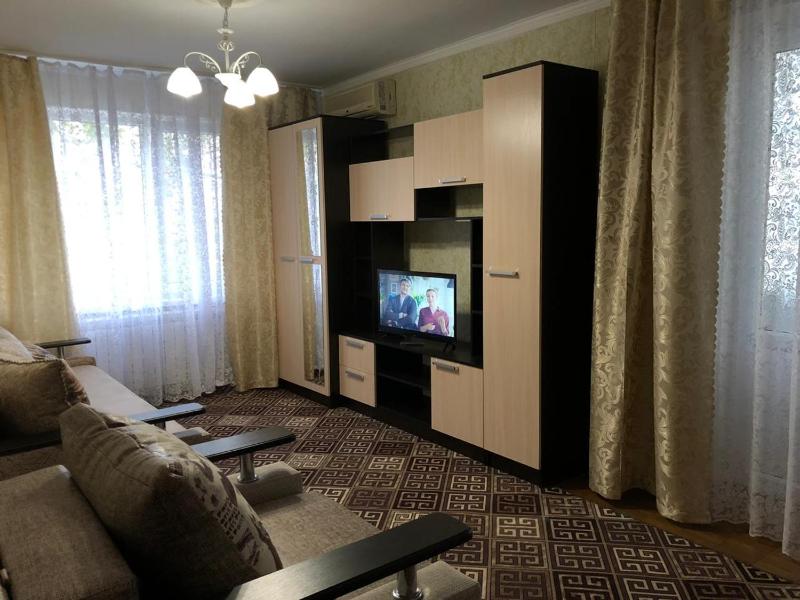 One-Bedroom Apartment image 1