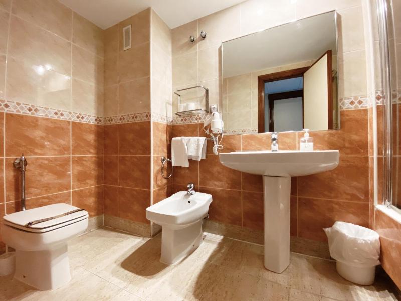 Triple Room image 3
