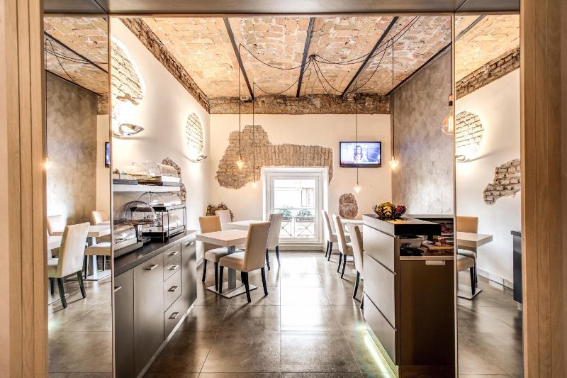 Roma Boutique Hotel - image 11