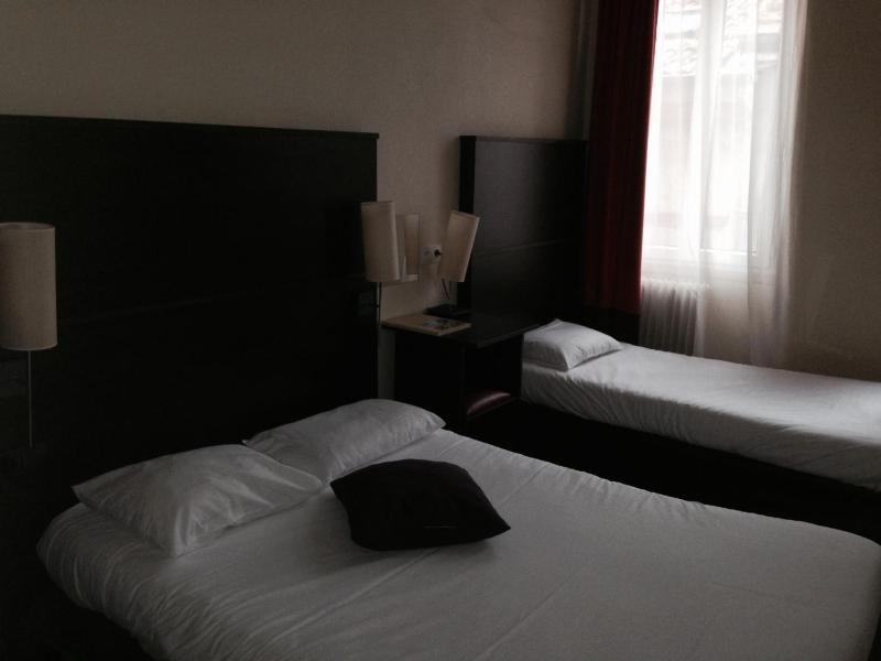 Triple Room image 2