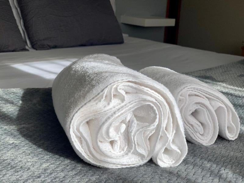 Twin Room image 1
