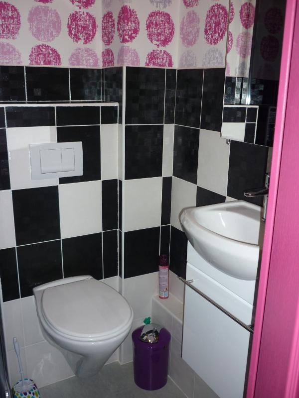 One-Bedroom Apartment image 3