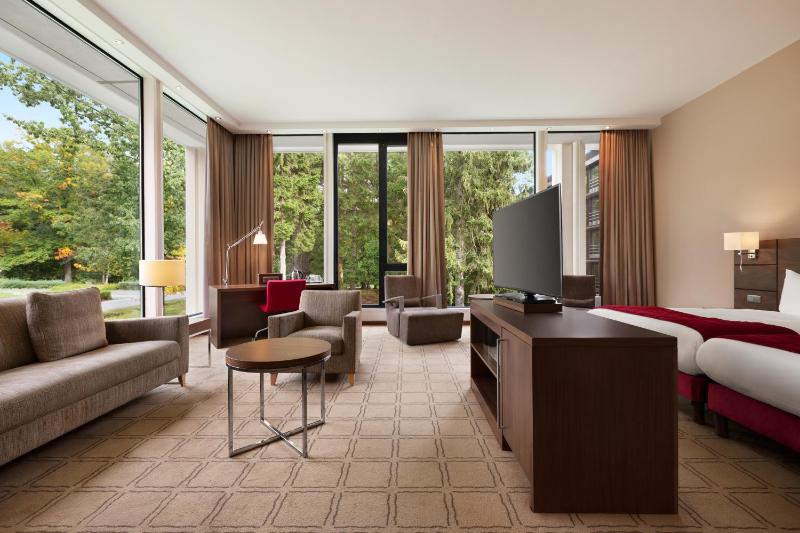 Junior Suite image 3
