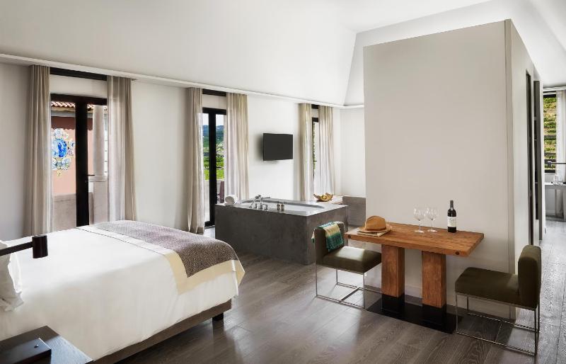 Courtyard Suite image 1