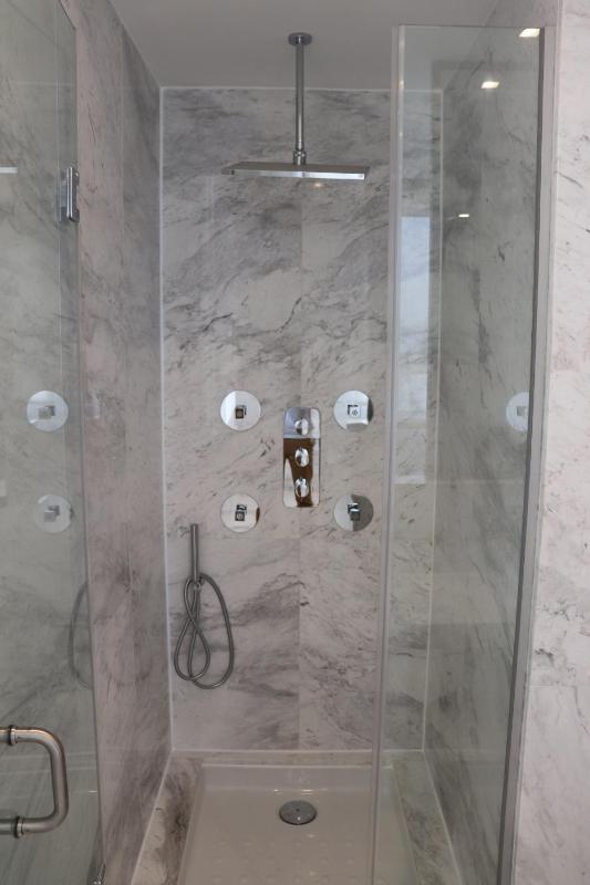 Afrin Prestige Hotel - image 15