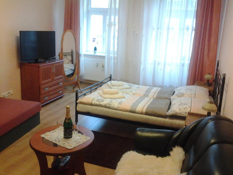 U Tří jehňátek - image 16
