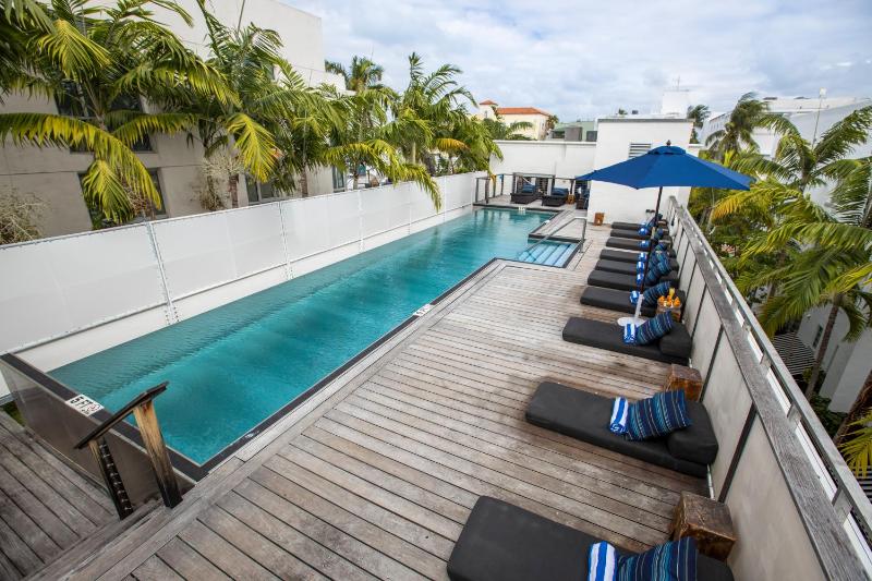 Posh South Beach - image 18