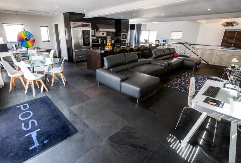 Posh South Beach - image 8