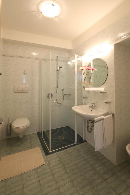 Two-Bedroom Apartment with Balcony image 2