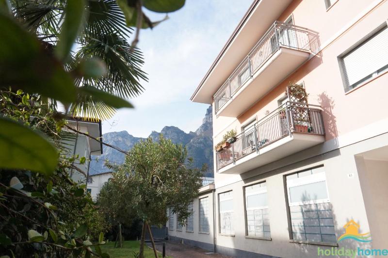 Apartment with Balcony image 2