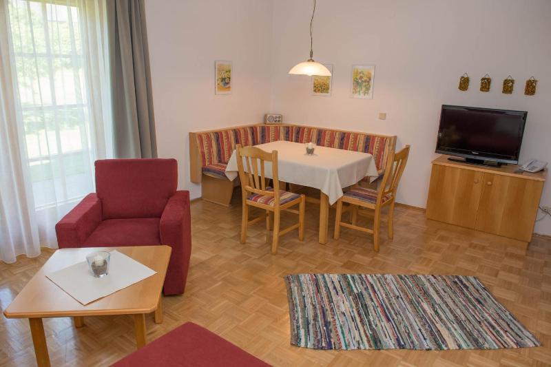 Two-Bedroom Apartment 2 image 3