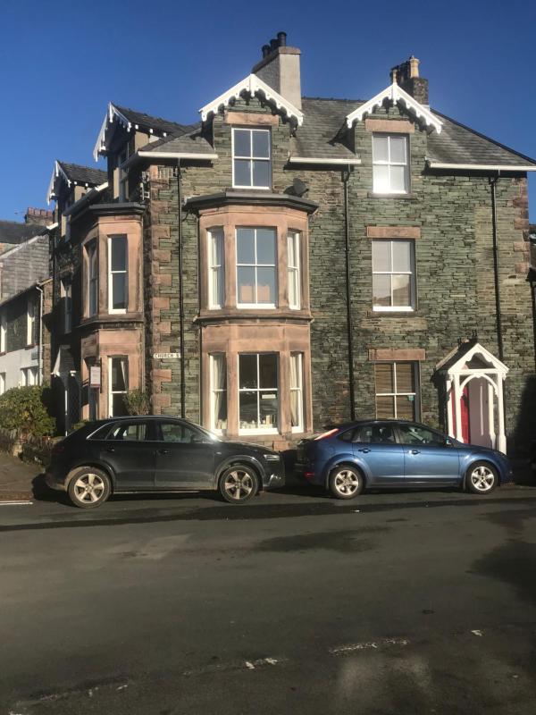 Portland House - image 43
