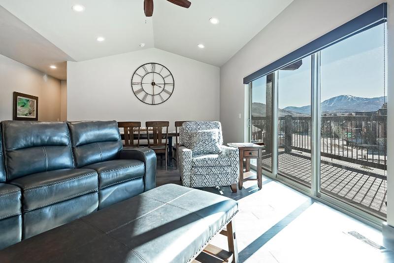 Three Bedroom House image 4