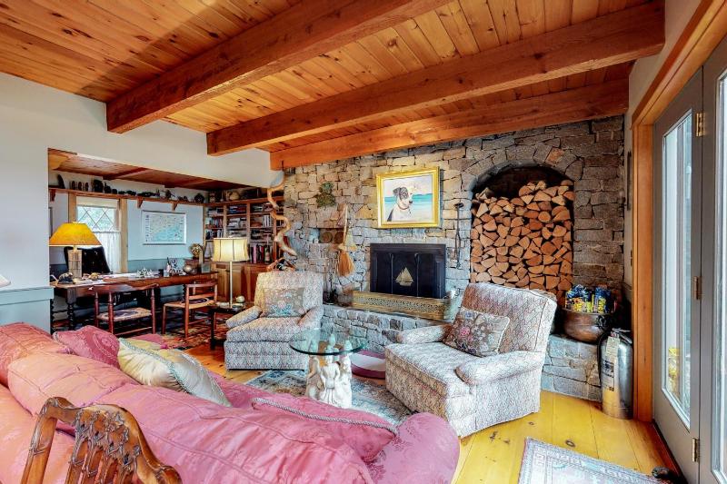 Three Bedroom House image 2