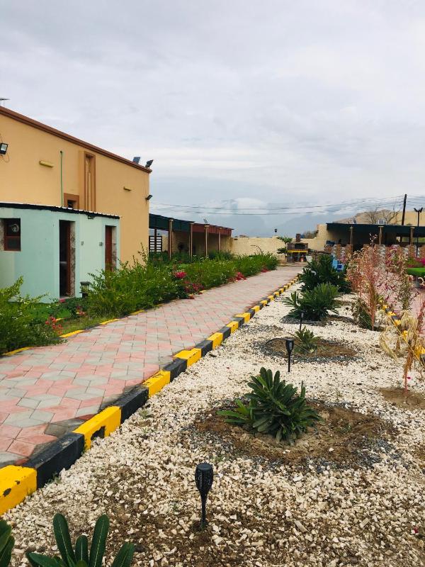 Albayan farm house - image 11