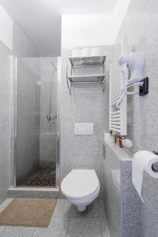 Apartment image 2