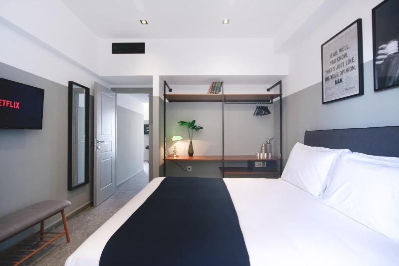 One Bedroom Suite  image 4
