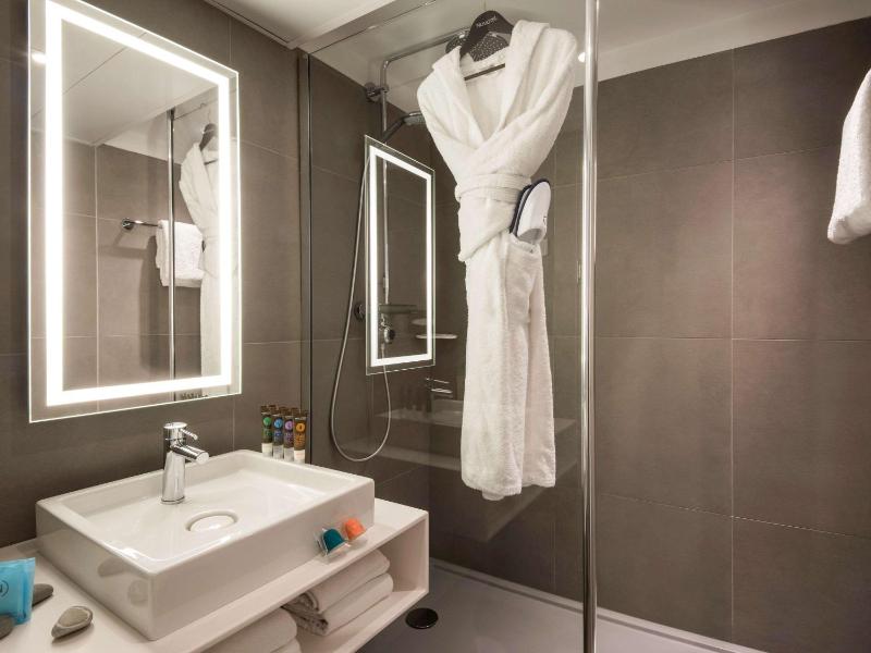 Executive Double Room image 2