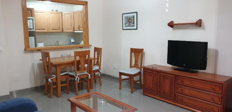 One-Bedroom Apartment image 3