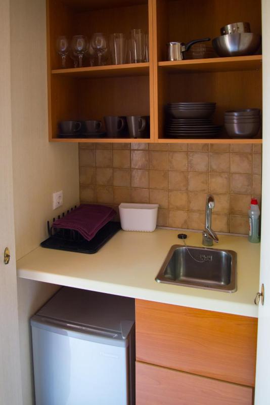 One-Bedroom House image 3