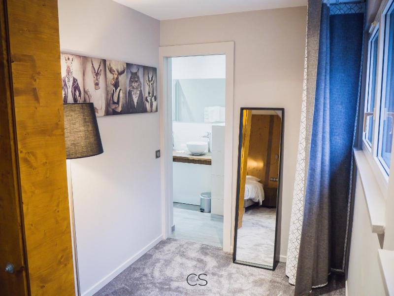 Deluxe Double Room image 1