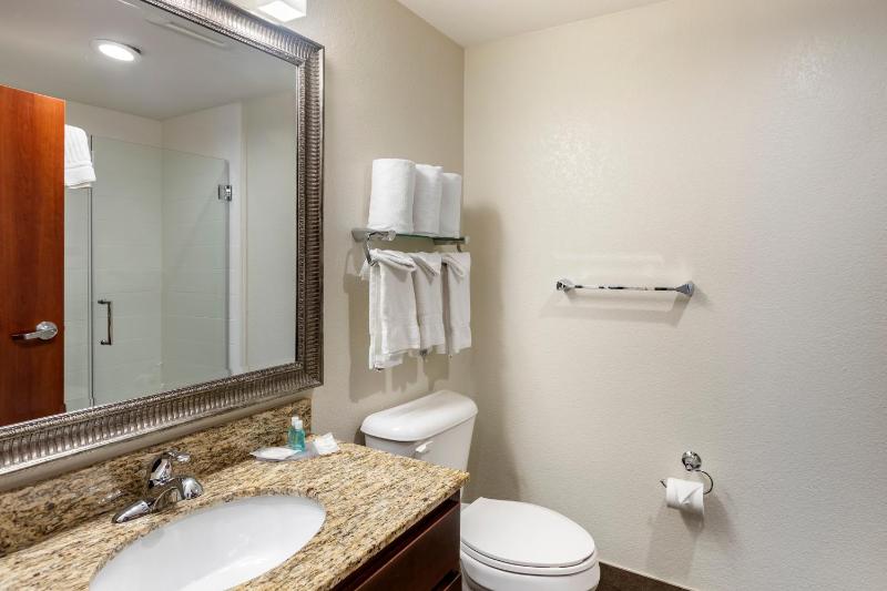MainStay Suites Near Denver Downtown - image 30