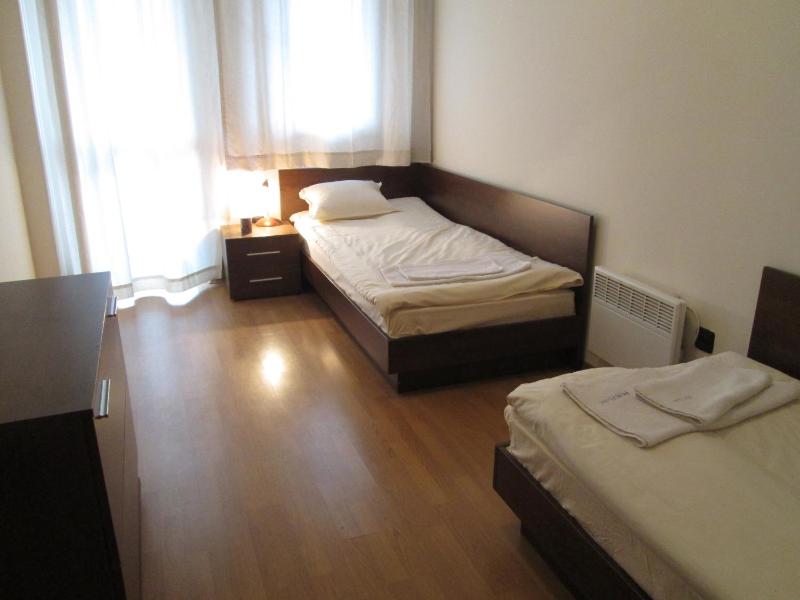 Two-Bedroom Apartment with Balcony image 3