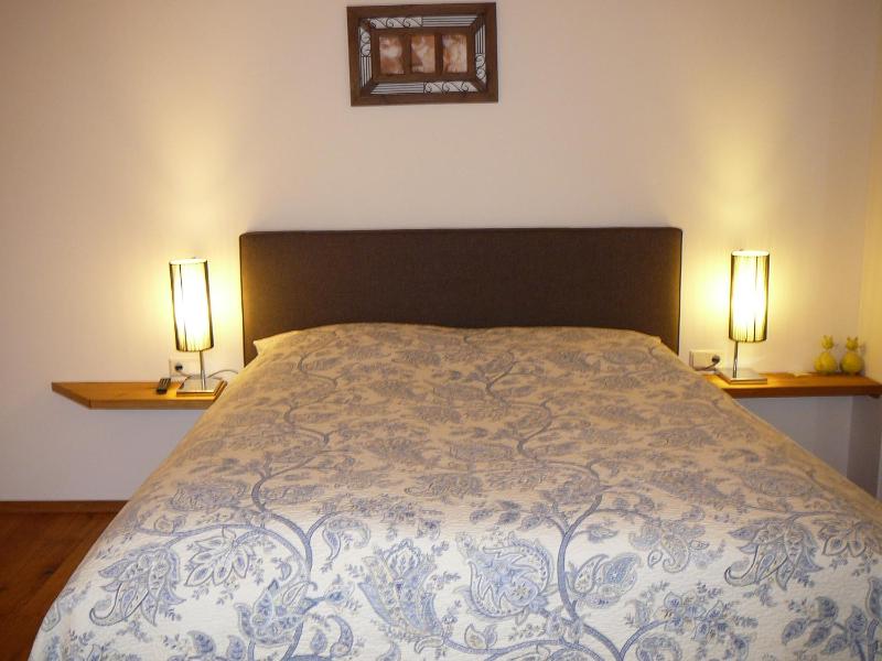 Triple Room with Balcony image 2