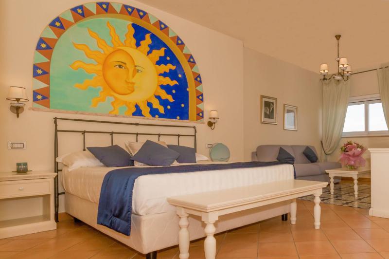 Superior Family Room image 1