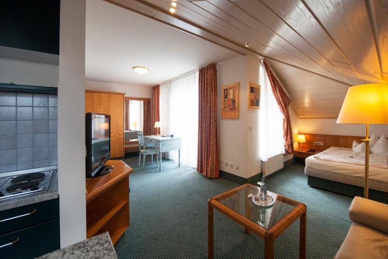 Single Room image 4