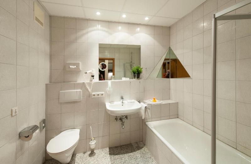 Single Room image 2