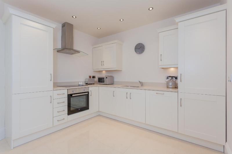 Two-Bedroom House image 3