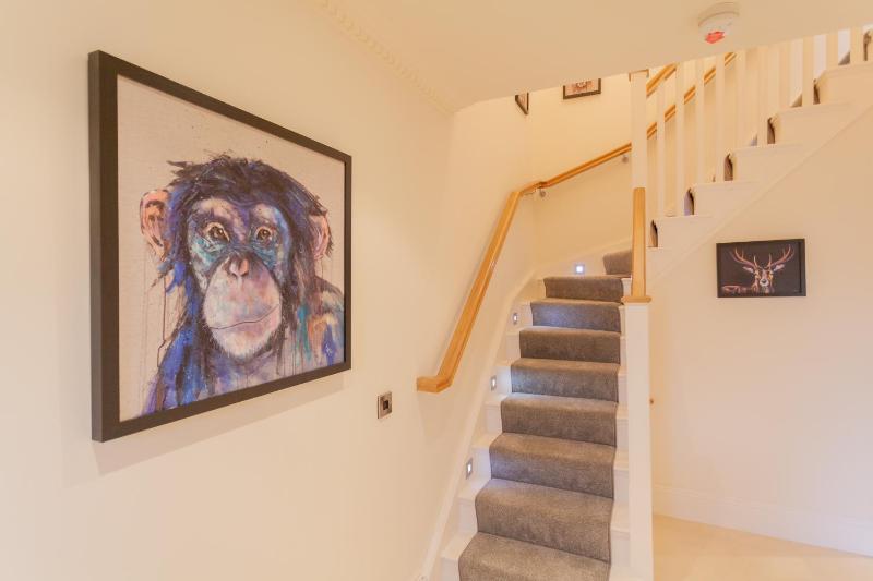Two-Bedroom House image 4