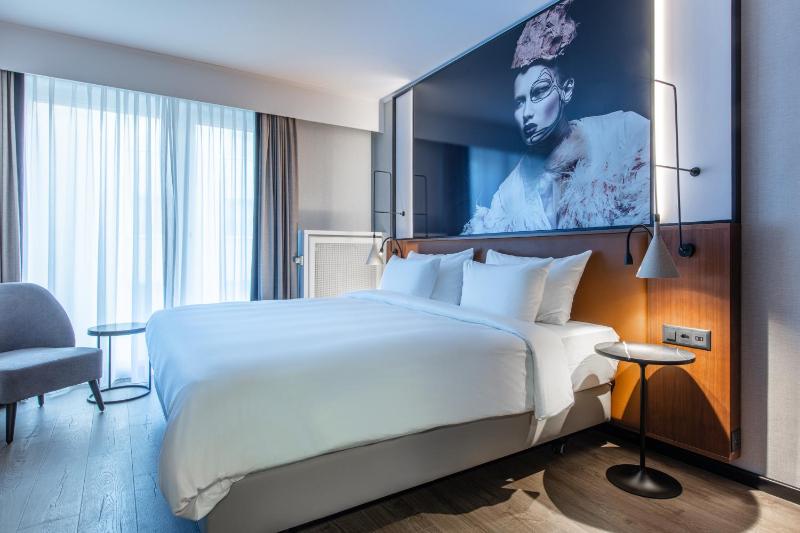 Superior Room image 2