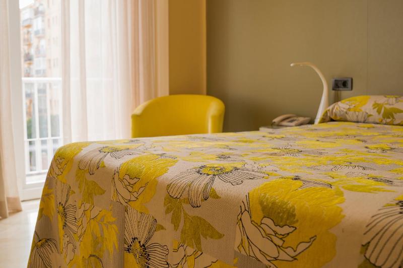 Single Room with Balcony image 3