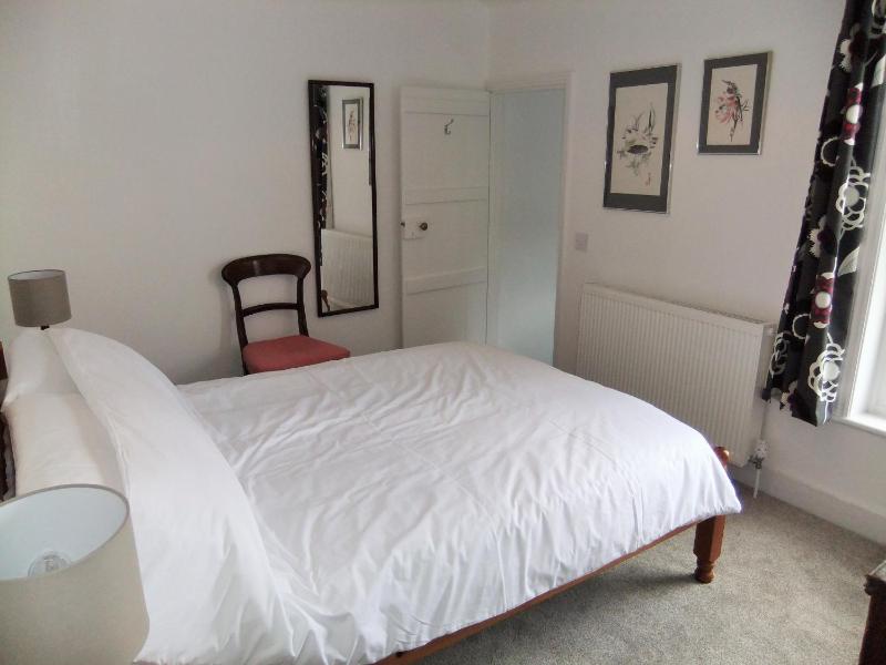 Two-Bedroom House image 4