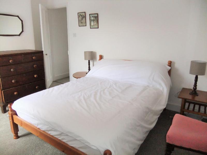 Two-Bedroom House image 3