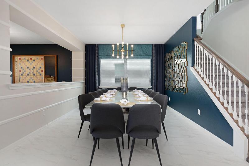 Nine-Bedroom Holiday Home image 3