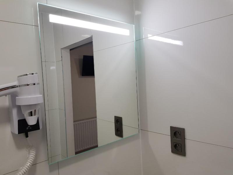 Superior Double Room image 4