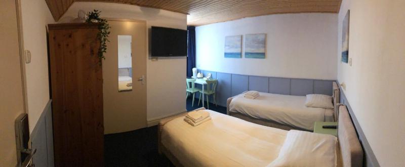 Double or Twin Room with Bathroom image 4