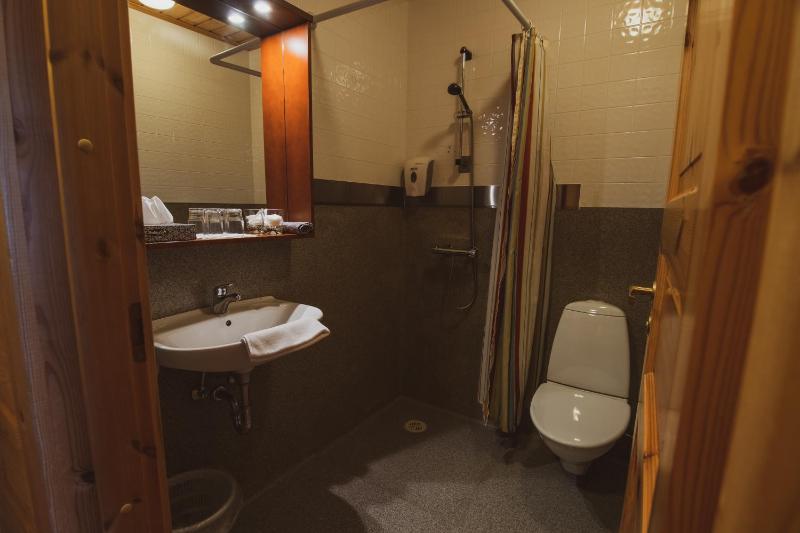 Double or Twin Room image 4