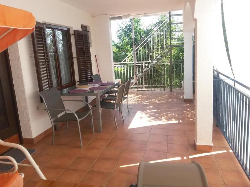 Apartment 4693-1 for max. 6 pers. in Malinska - image 6
