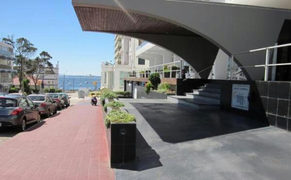 Peninsula - image 24