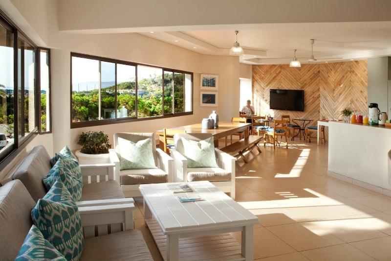 Plett Beachfront Guest House - image 1