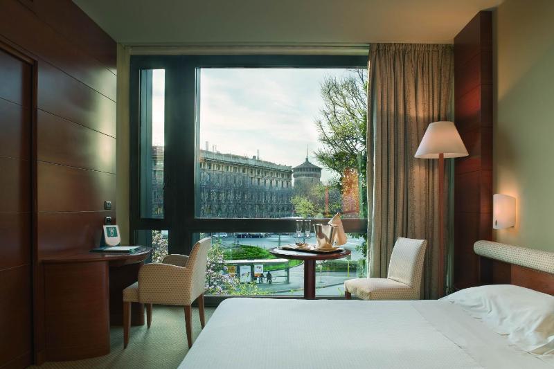 Superior Double Room image 3