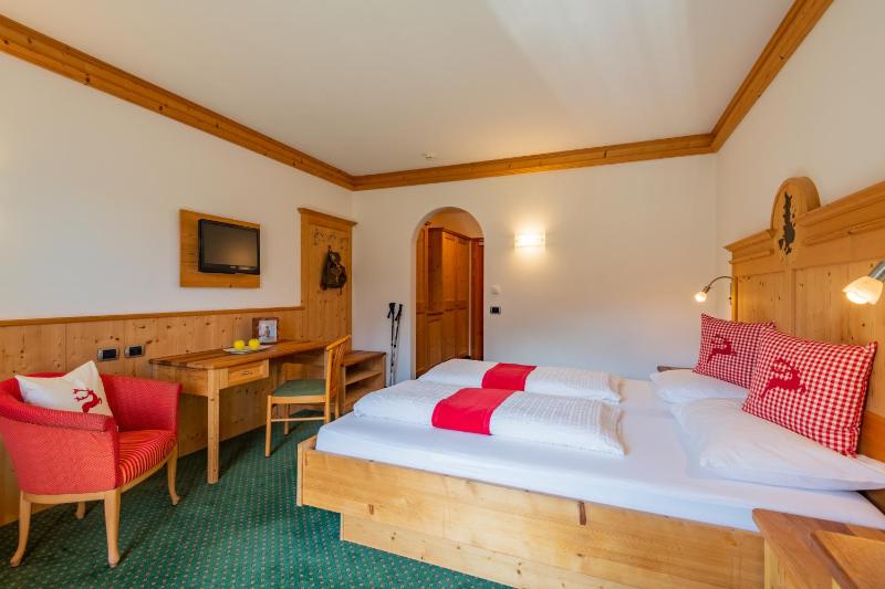 Double Room image 4