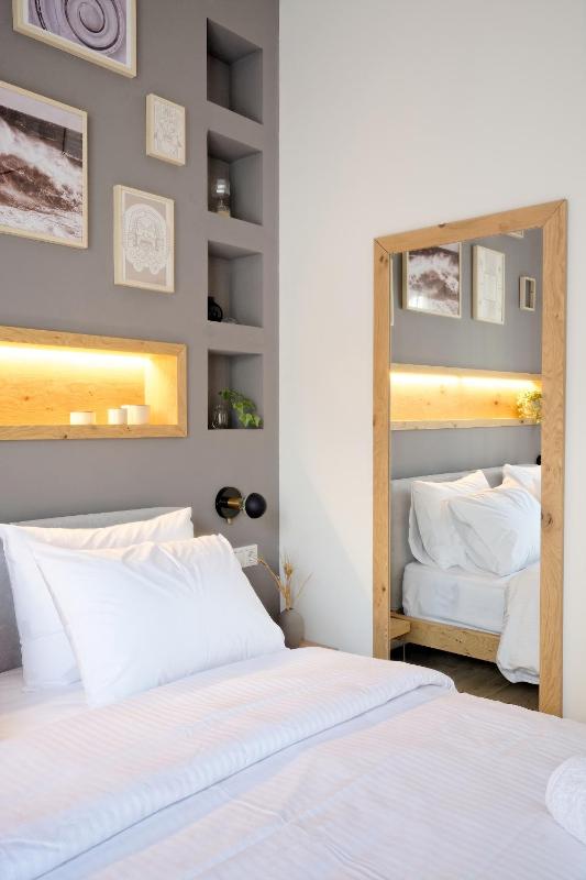 Deluxe Apartment image 2