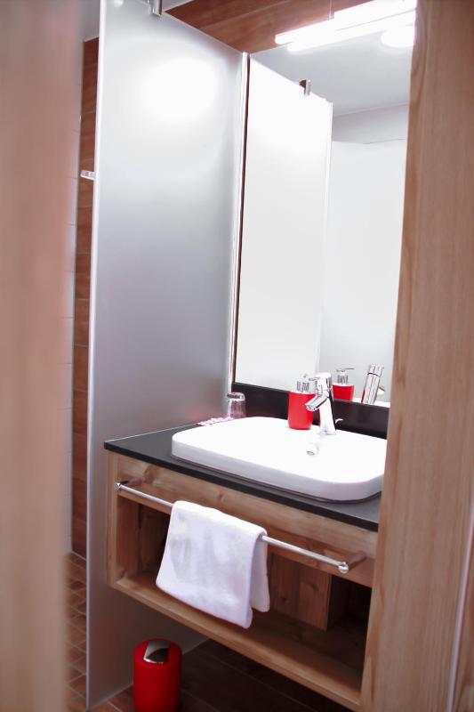 Deluxe Single Room image 3