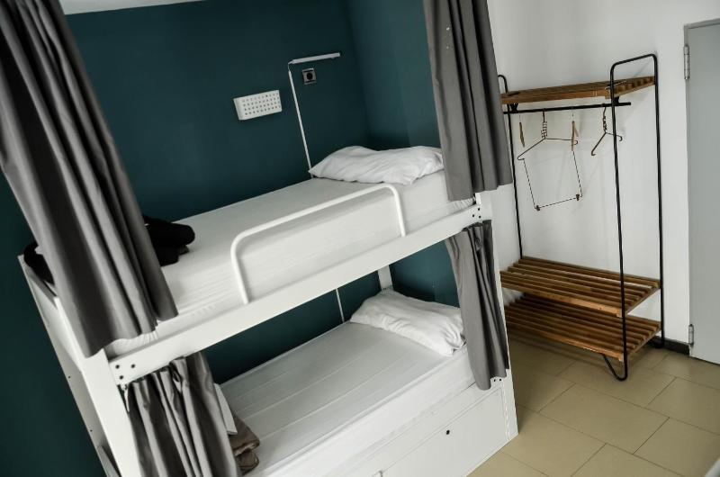 Bed in 4-Bed Mixed Dormitory Room image 3